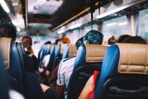 droits-passagers-voyageant-autocar-ce-que-vous-devez-savoir-vos-droits-passager-main