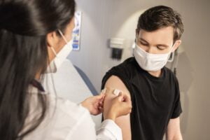 COVID-19 : l’Union européenne, un fiasco sur les vaccins ! Vraiment ?